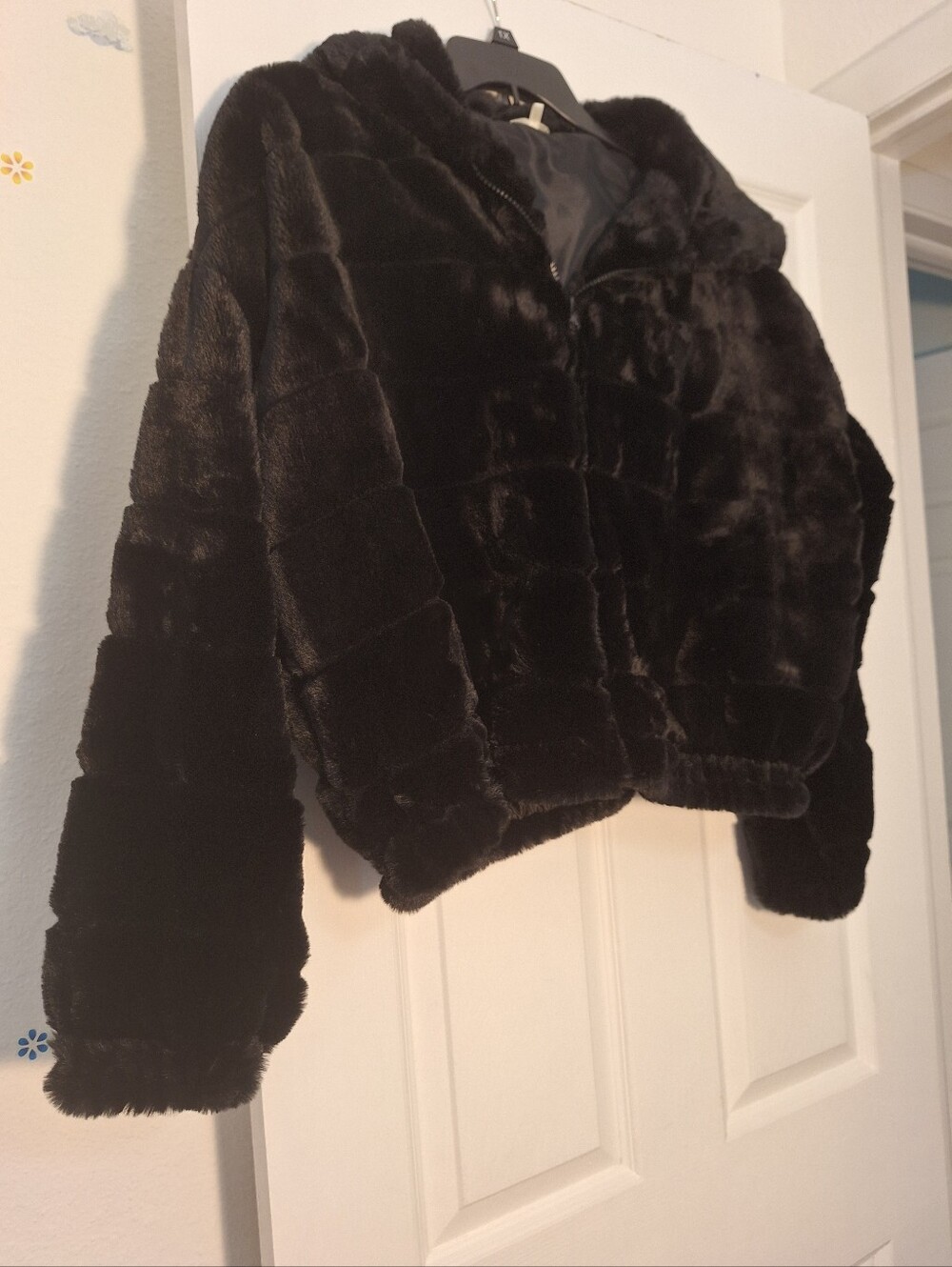 Women Stella  Black Faux-Fur Hooded Puffer Jacket  Size XL